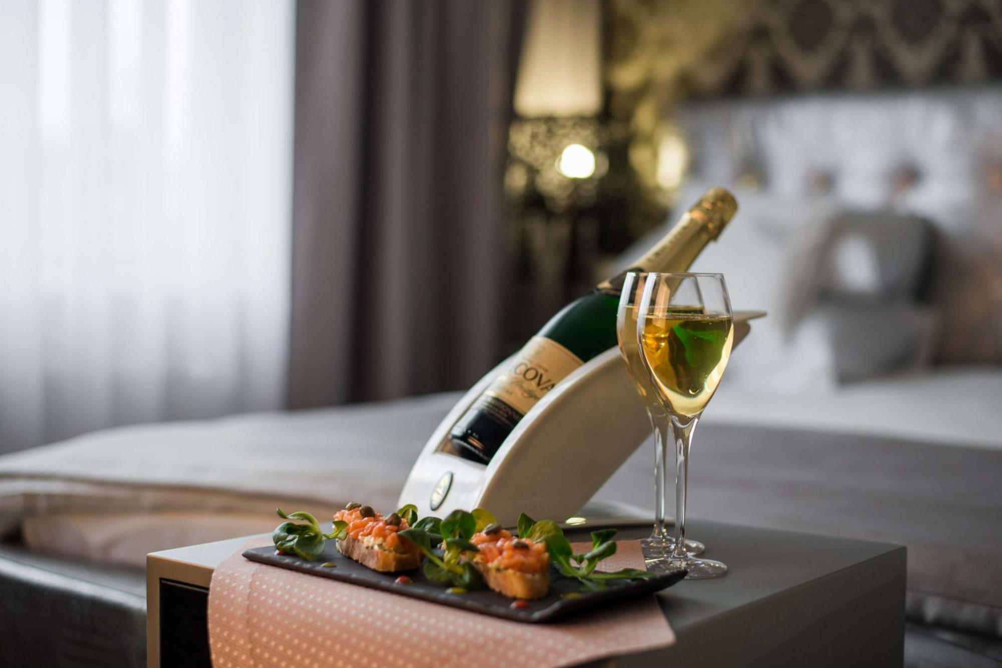 Radisson Blu Hotel Mbd Ludhiana Eksteriør billede